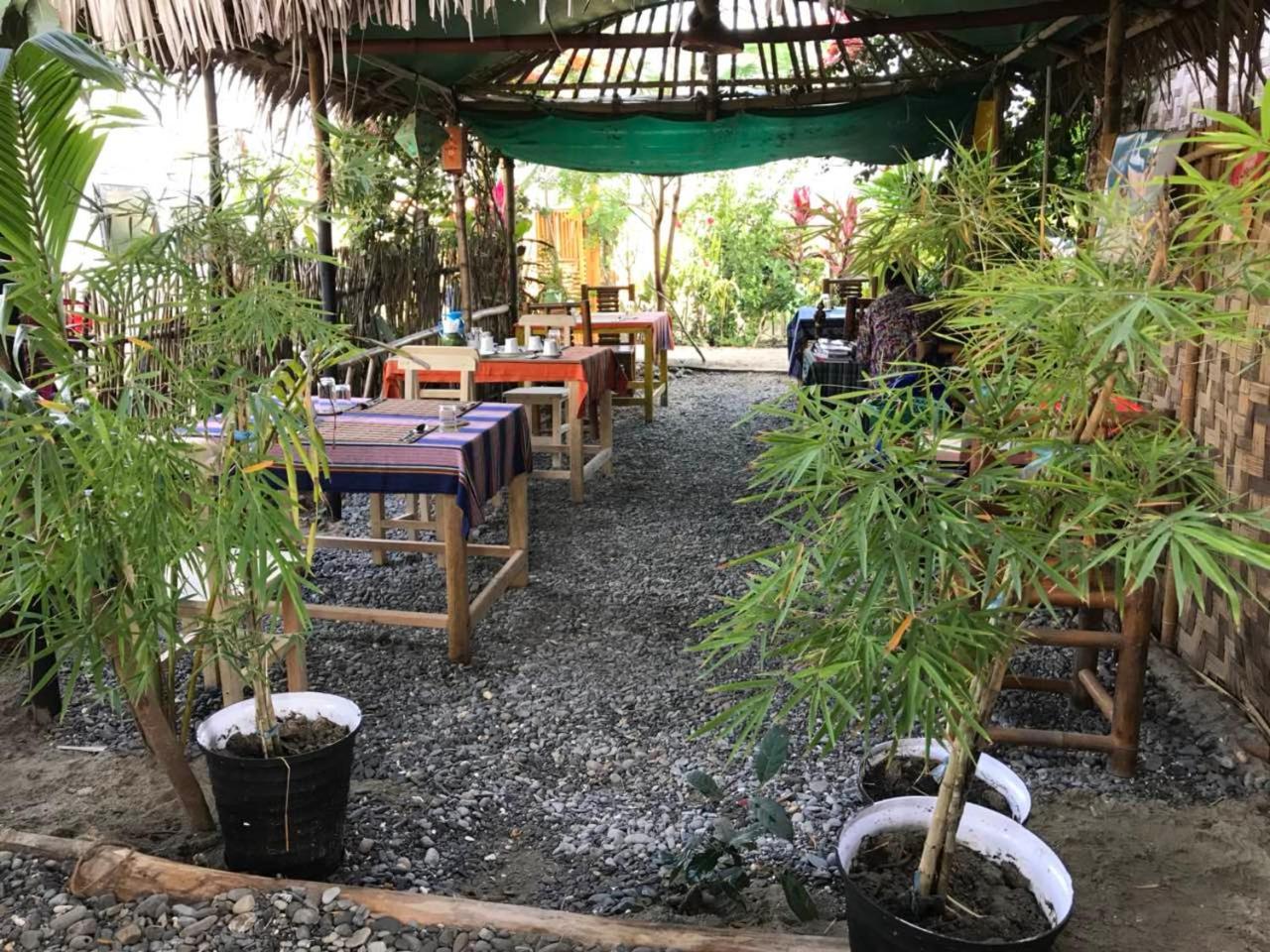 Ngwe Saung Garden Guest House Ngwesaung Eksteriør bilde